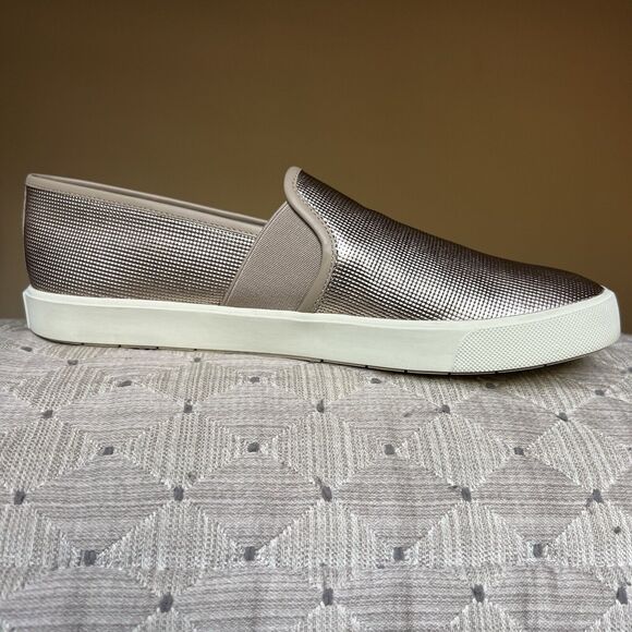 Vince Preston Gold Metallic Leather Slip On Sneaker Flat Comfort Shoe EU 38 US 8 - Picture 3 of 16